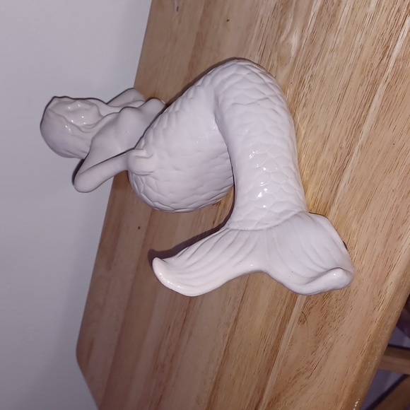 Mermaid - Picture 2 of 3